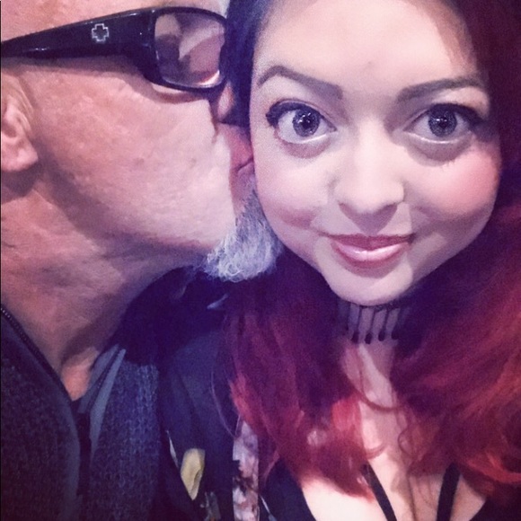 Meet your Posher, Sierra - Picture 1 of 1